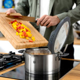 ZWILLING Simplify Kochtopfset, 5-teilig, Mit integriertem Sieb im Deckel, Glasdeckel, Induktionsgeeignet, unbeschichtet, Edelstahl, Silber-Schwarz